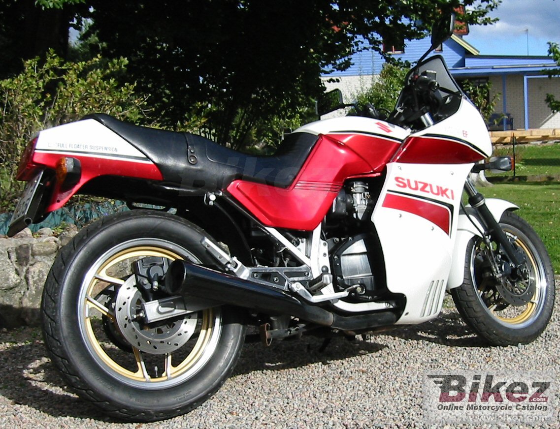 Big Palle gsx 750 ef picture and wallpaper from Bikez.com